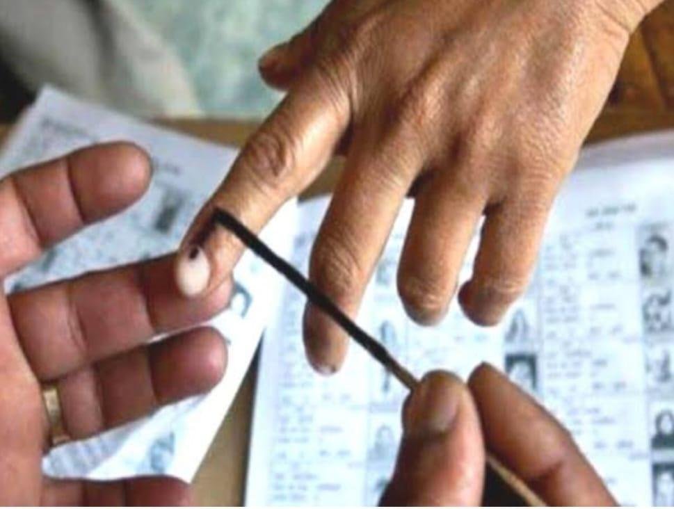 उत्तराखंड निकाय चुनाव: प्रदेश में 23 जनवरी को मतदान, जिलों में पहुंचे बैलेट पेपर
