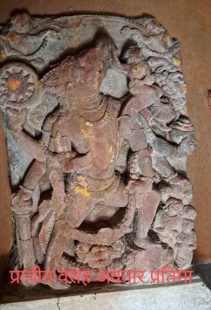 महाभारतकालीन वराह तीर्थ में श्रद्धायुक्त चित से स्नान करने वाला मनुष्य परमपद का अधिकारी होता है