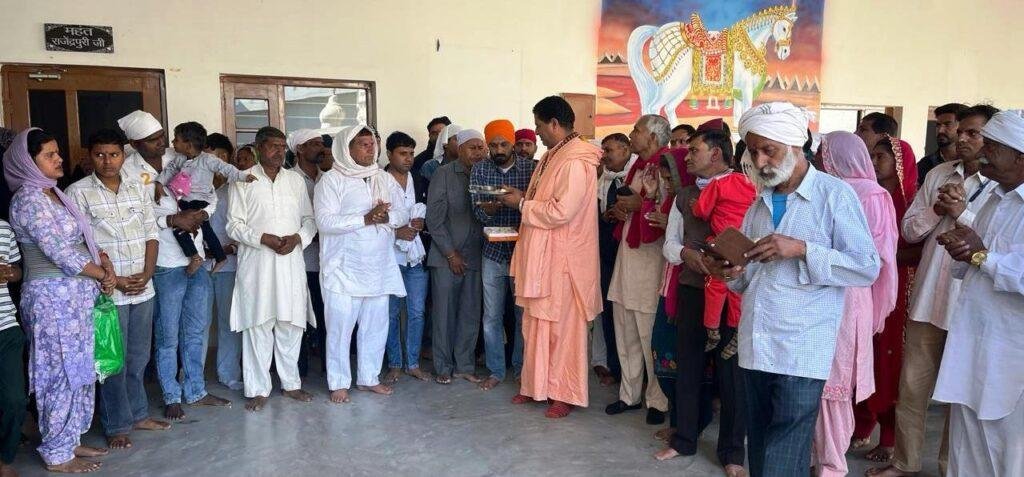 वेद पुराणों के साथ नवरात्रों का वैज्ञानिक महत्व भी है :  महंत राजेंद्र पुरी