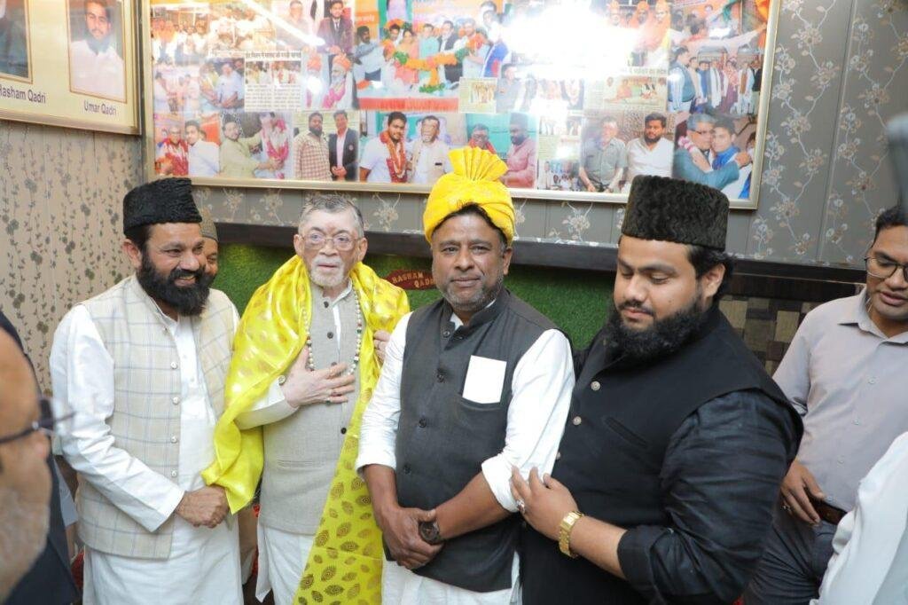 नवरात्रि एवं ईद मिलन समारोह कार्यक्रम हुआ आयोजित
