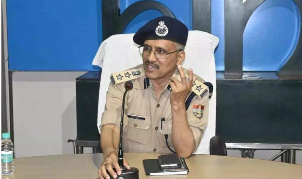 देहरादून: पूर्व IPS दिलीप सिंह कुंवर बने उत्तराखंड के नए सूचना आयुक्त