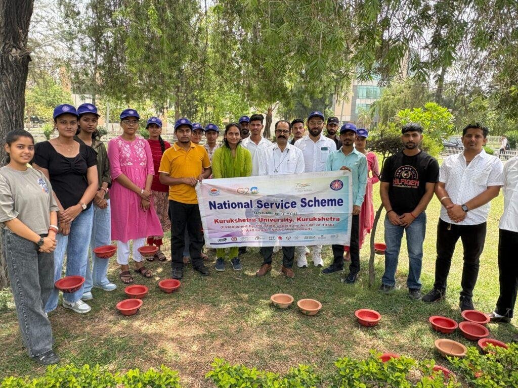 पक्षियों का संरक्षण पर्यावरण और इकोसिस्टम के लिए महत्वपूर्णः प्रो. ए.आर. चौधरी