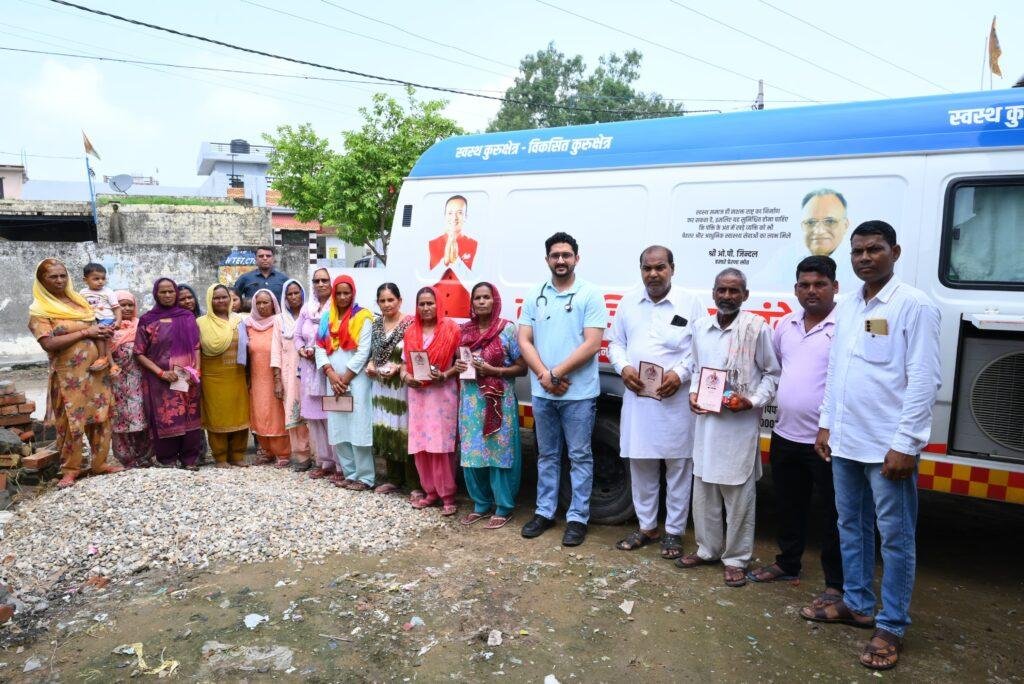 नवीन जिन्दल फाउंडेशन की मोबाइल मेडिकल युनिट ने टेही और हसनपुर में लोगों को स्वास्थ्य लाभ पहुंचाया