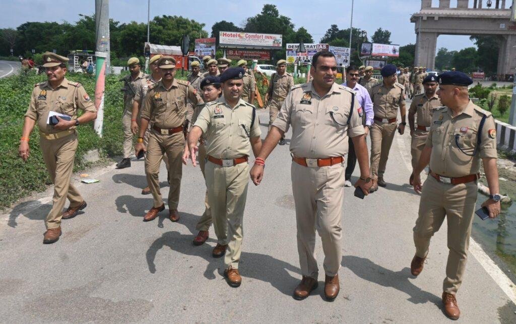 अनुराग आर्य वरिष्ठ पुलिस अधीक्षक द्वारा श्रावण मास/कांवड़ यात्रा 2025 के दृष्टिगत किया कांवड़ मार्ग का भ्रमण एवं निरीक्षण