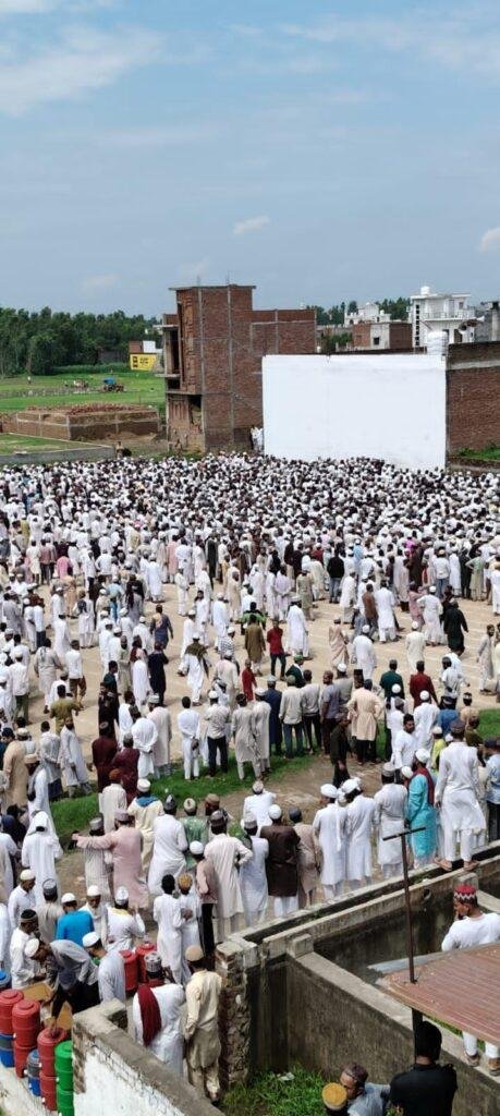मुफ्ती अफ़रोज़ आलम सुपुर्द-ए-खाक। हजारों लोगों ने किए आखिरी दीदार