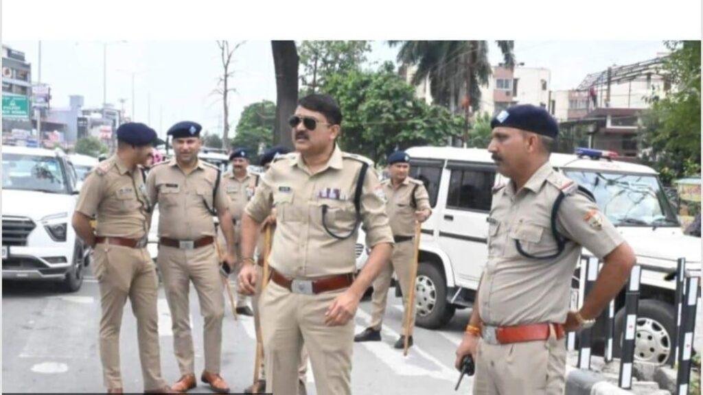 कांवड़ यात्रा 2025: रिस्पना से लेकर ISBT तक के कांवड़ रूट का एसएसपी ने किया निरीक्षण