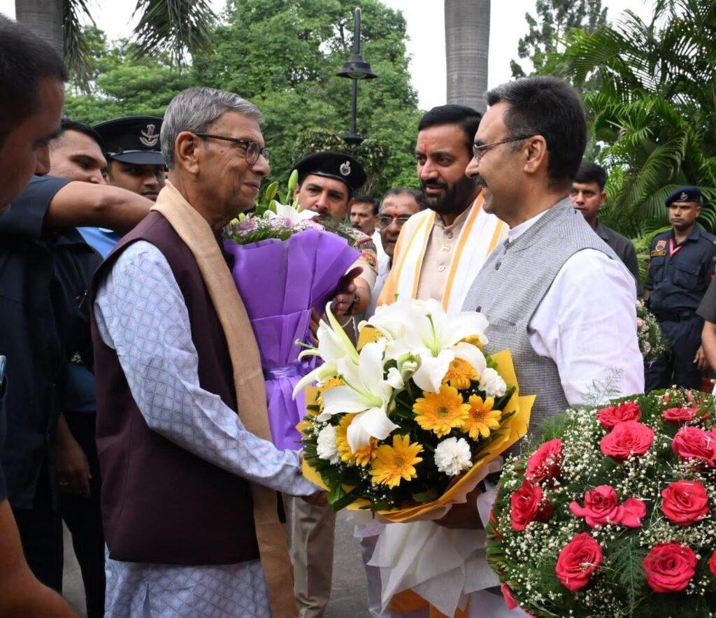 विस अध्यक्ष हरविन्द्र कल्याण और मुख्यमंत्री नायब सिंह सैनी ने गर्मजोशी से किया नवनियुक्त राज्यपाल प्रो. असीम कुमार घोष का स्वागत
