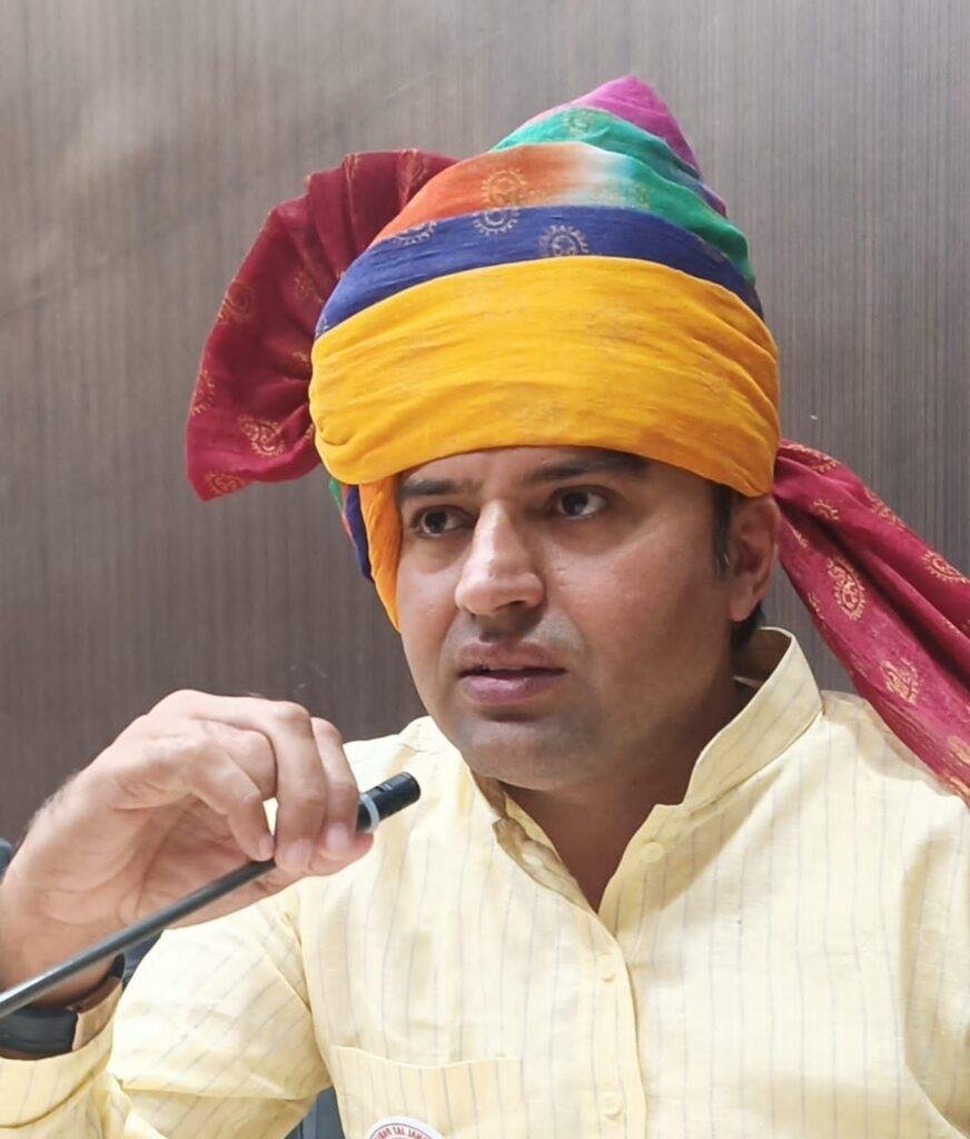जितेंद्र नारू को अंतरराष्ट्रीय जाट संसद का प्रदेश प्रवक्ता नियुक्त किया