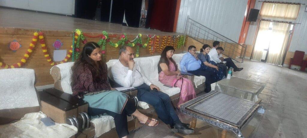 वैश्विक अर्थव्यवस्था में युवाओं के लिए तकनीकी दक्षता और व्यावसायिक कौशल सबसे महत्वपूर्ण : विनोद कौशिक