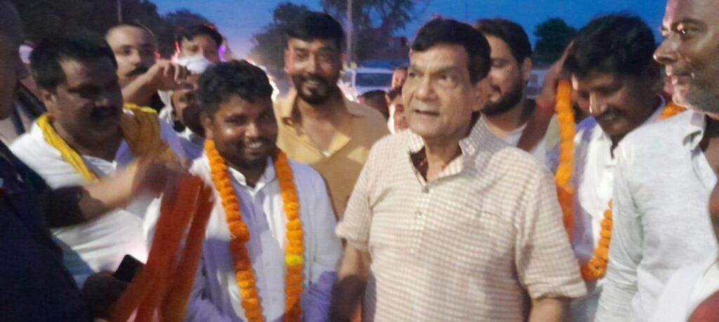 अन्य प्रदेशों से डेढ़ गुना बिजली मिल रही है उत्तर प्रदेश को- ए के शर्मा