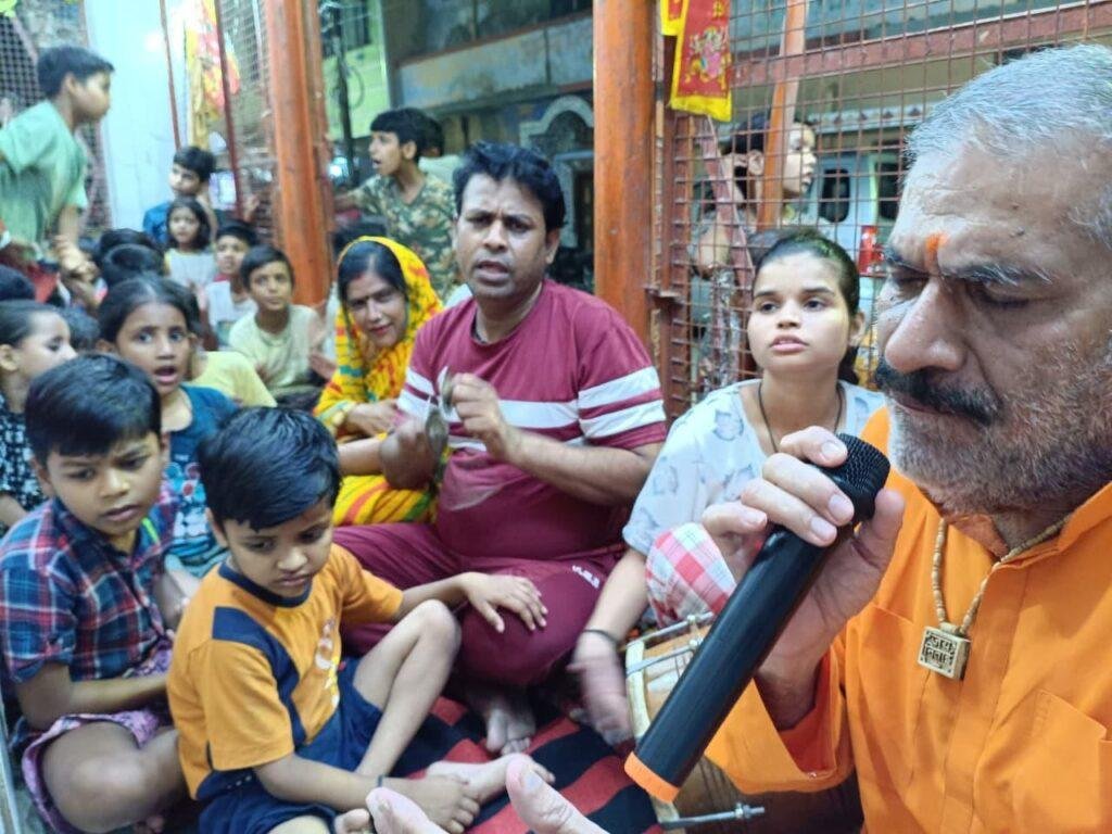 हनुमान चालीसा एवं आरती सावन तीसरा मंगलवार बाबा भोले नाथ ॐ नमा शिवाय जाप हुआ
