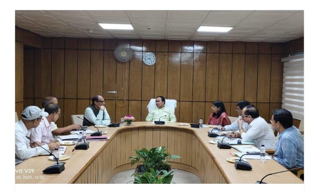 प्रदेश में जल्द होगा राज्य विद्यायल मानक प्राधिकरण का गठन, डॉ धन सिंह रावत
