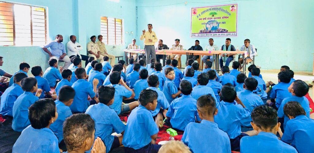 वन्यप्राणी संरक्षण जागरूकता अभियान क्रिस्टाराम में संपन्न