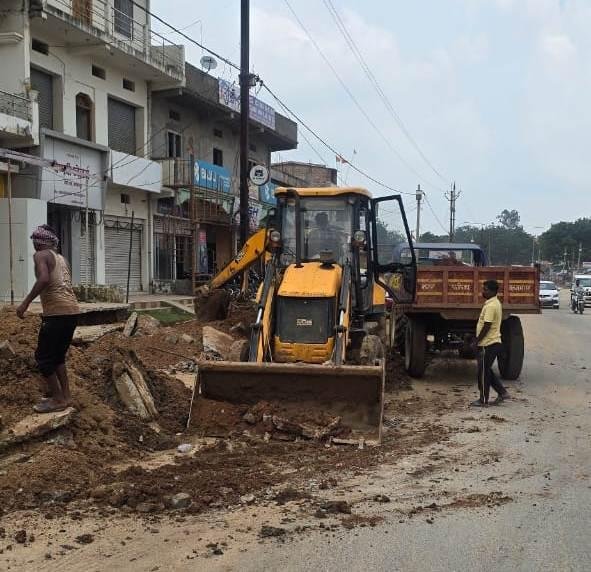यातायात व्यवस्था को दुरूस्त करने की गई कार्यवाही