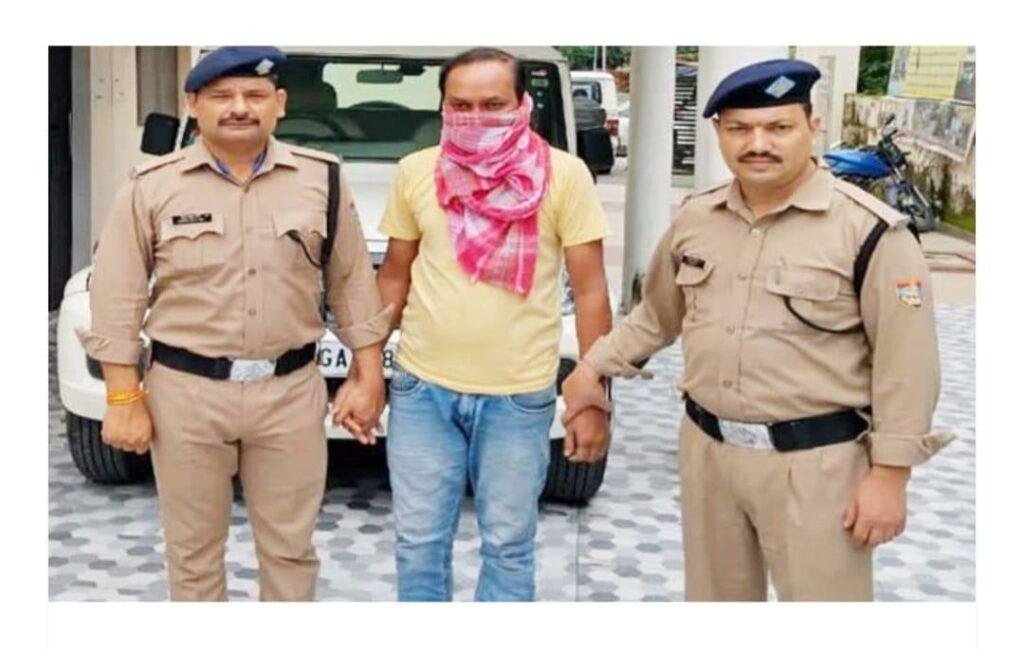 साइबर ठगी का महाकांड: फेसबुक ग्रुप ने बनाया अरबों का खेल
