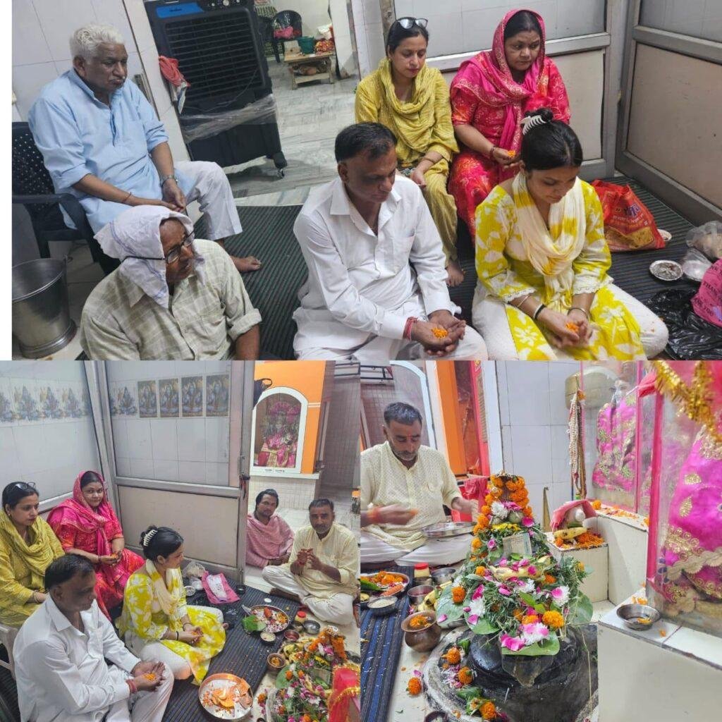 सावन महीने के आखिरी सोमवार को शिव भक्तों द्वारा भोलेनाथ के प्रति अटूट प्रेम देखने को मिला