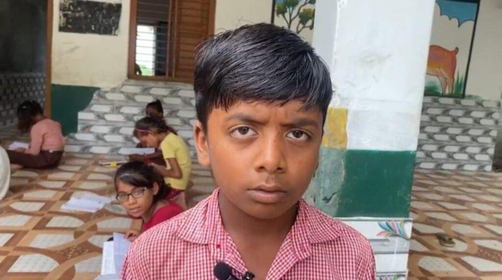 वायरल विडियो के आधार पर अध्यापक पर लगे थे आरोप