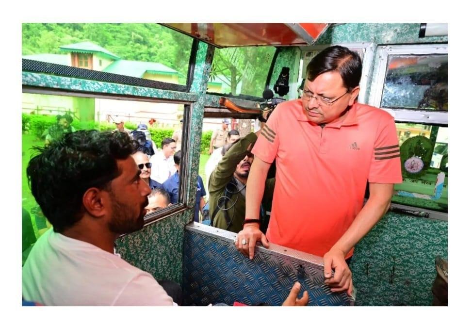 हर्षिल-गंगोत्री से दोपहर तक 274 तीर्थ यात्रियों का सुरक्षित रेस्क्यू