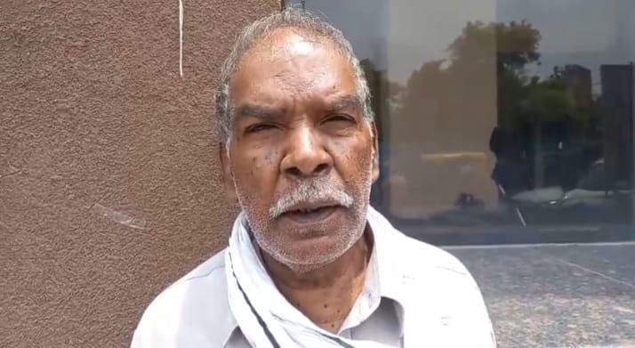 रिटायर कानूनगो की दबंगई करकट तोडा शिकायत करने पर परिवार को मारा पीटा पीड़ित ने एसपी से लगाई न्याय की गुहार