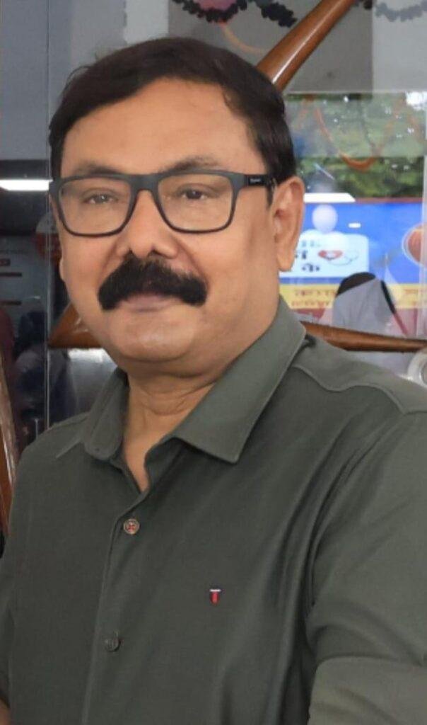 जिलाधिकारी अविनाश सिंह की मेहनत लायी,सीएम डैशबोर्ड रैकिंग में बरेली ने किया टॉप