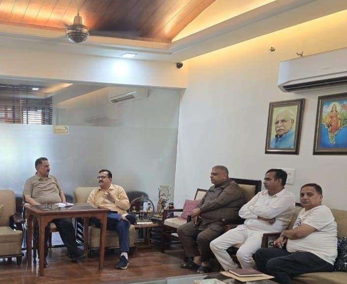 स्वच्छ कुरुक्षेत्र अभियान को सफल बनाने के लिए सामाजिक और राजनीतिक प्रतिनिधियों के साथ की चर्चा