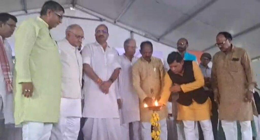 राणा बेनी माधव जयंती पर भारतीय जनता पार्टी के राज्य मंत्री दिनेश प्रताप सिंह ने दी श्रद्धांजलि