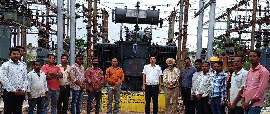 रामपुर सबस्टेशन में नये 3.15 एम.व्ही.ए. का पॉवर ट्रांसफार्मर को किया गया ऊर्जीकृत
