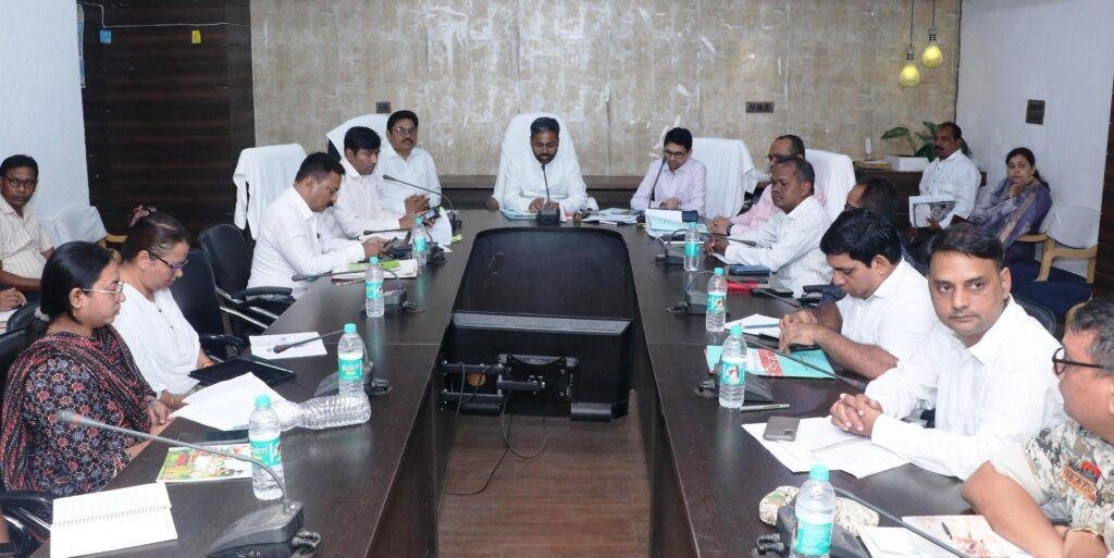 जिला स्तरीय नक्सल पीड़ित पुनर्वास कमेटी की बैठक सम्पन्न