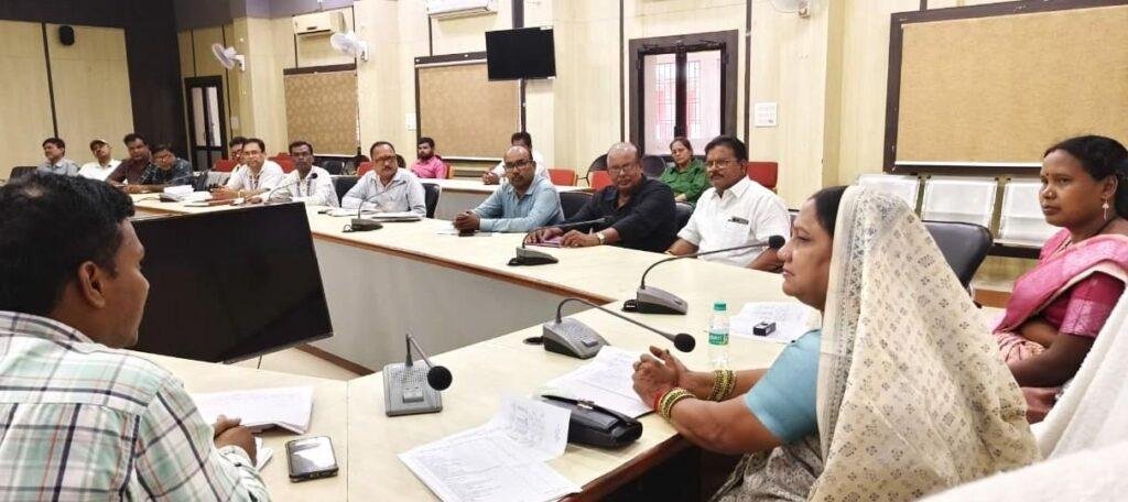 जिला सहकारिता एवं उद्योग विकास समिति की बैठक सम्पन्न