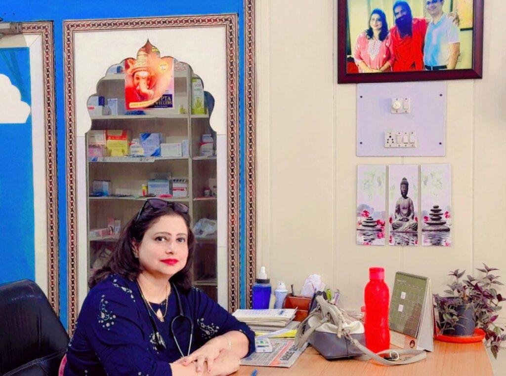 ऋषभ औषधालय में असाध्य रोगों का निवारण आयुर्वेद पद्धति द्वारा संभव : डॉ. रुचि शर्मा