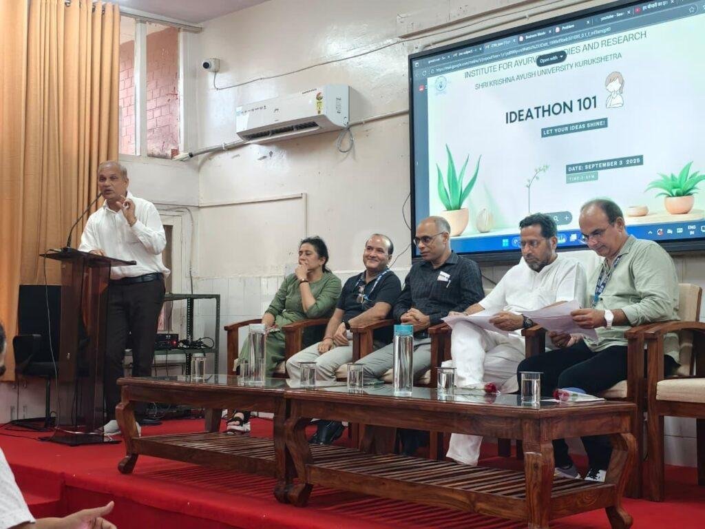 रोजगार सृजन में महत्वपूर्ण भूमिका निभा सकते हैं वैद्य : प्रो. रणवीर सिंह