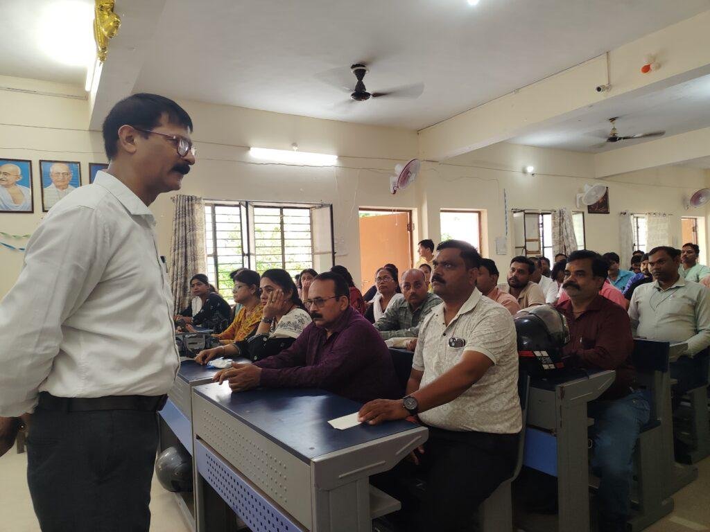 देश की आन्तरिक सुरक्षा के लिए सिविल डिफेन्स वार्डनों का प्रशिक्षित होना जरूरी: राकेश मिश्र