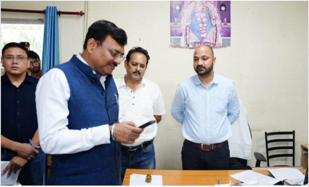 मुख्य सचिव ने सचिवायल परिसर की व्यवस्थाओ का किया निरीक्षण