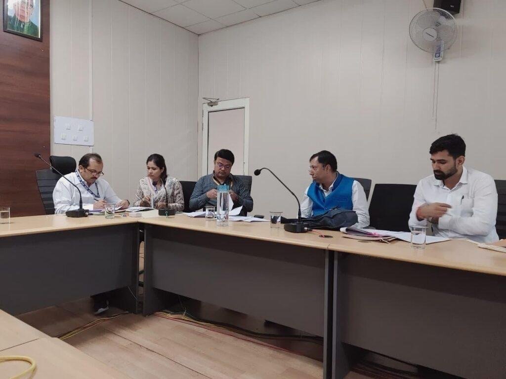 स्वच्छता केवल सरकारी योजना नहीं, बल्कि जीवन का हिस्सा होनी चाहिए : कुलपति
