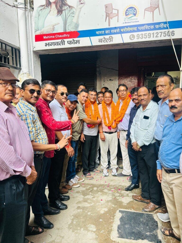 दो वर्ष के लिए चुने गए निर्विरोध पदाधिकारी
