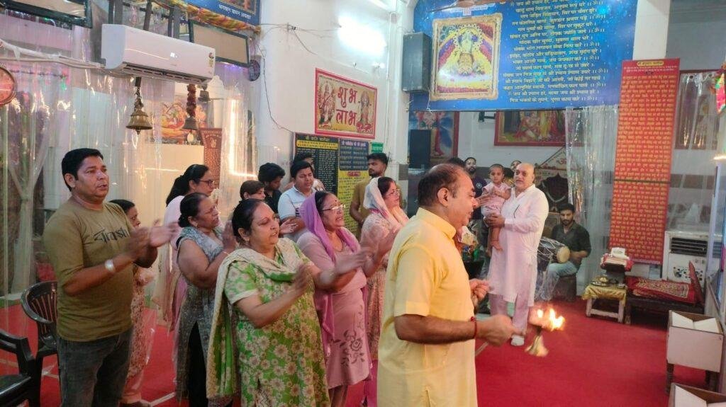 सर्व पितृ अमावस्या पर किया भजन कीर्तन