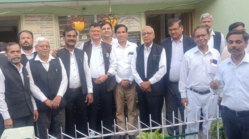 अधिवक्ता परिषद ब्रज प्रान्त इकाई बरेली ने हिंदी दिवस पखवाड़ा मनाया