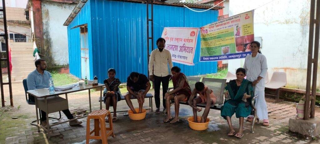 तोकापाल में संचालित ’’कुष्ठ मुक्त’’ जागरूकता सप्ताह में मिले 64 शंकास्पद मरीज, दो की पुष्टि होते ही इलाज शुरू