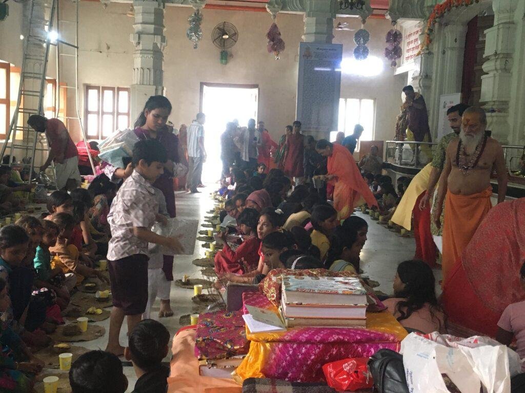 नवरात्रों में कन्या पूजन का विशेष महत्व : महामंडलेश्वर स्वामी डॉ. आदित्यानंद महाराज