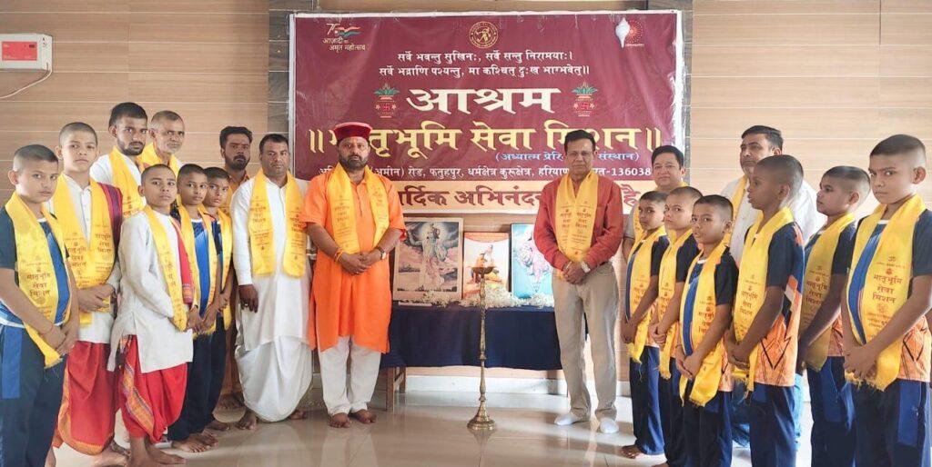 महर्षि वाल्मीकि सामाजिक समरसता, समानता और मानवता के शाश्वत प्रतीक हैं : डा. श्रीप्रकाश मिश्र