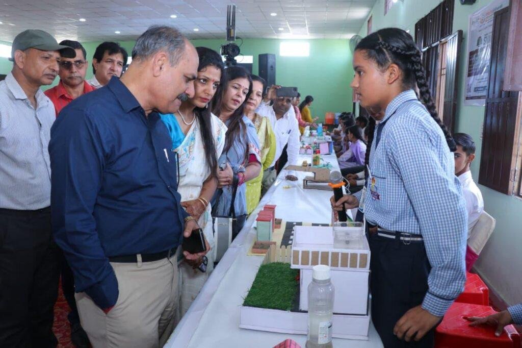 राजकीय वरिष्ठ माध्यमिक विद्यालय कनिपला में हरियाणा शिक्षा विभाग द्वारा विकसित भारत बिल्डेथोन कार्यक्रम का किया आयोजन