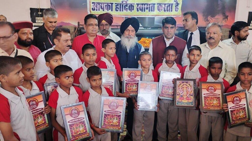 भारतीय पत्रकार कल्याण मंच ने मनाई स्वदेशी दीपावली