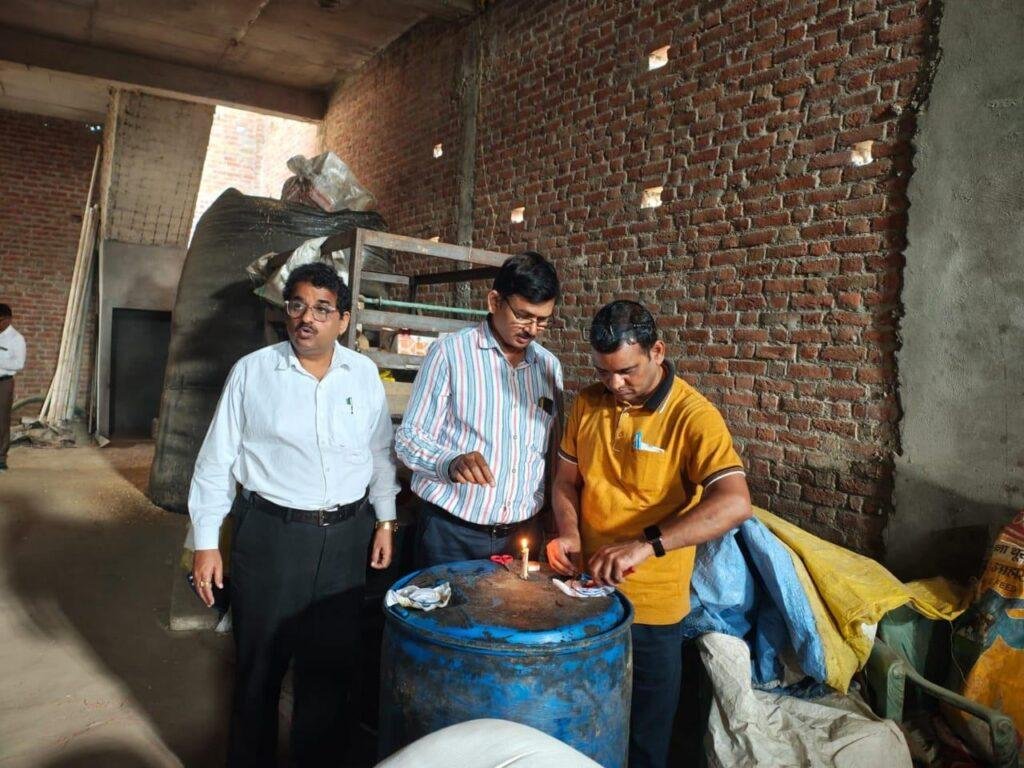 मिलावटी खाद्यान एवं पेय पदार्थों की बिक्री पर प्रभावी रोकथाम हेतु अभियान जारी जाँच हेतु संग्रहित किए गए 08 खाद्य पदार्थो के नमूने