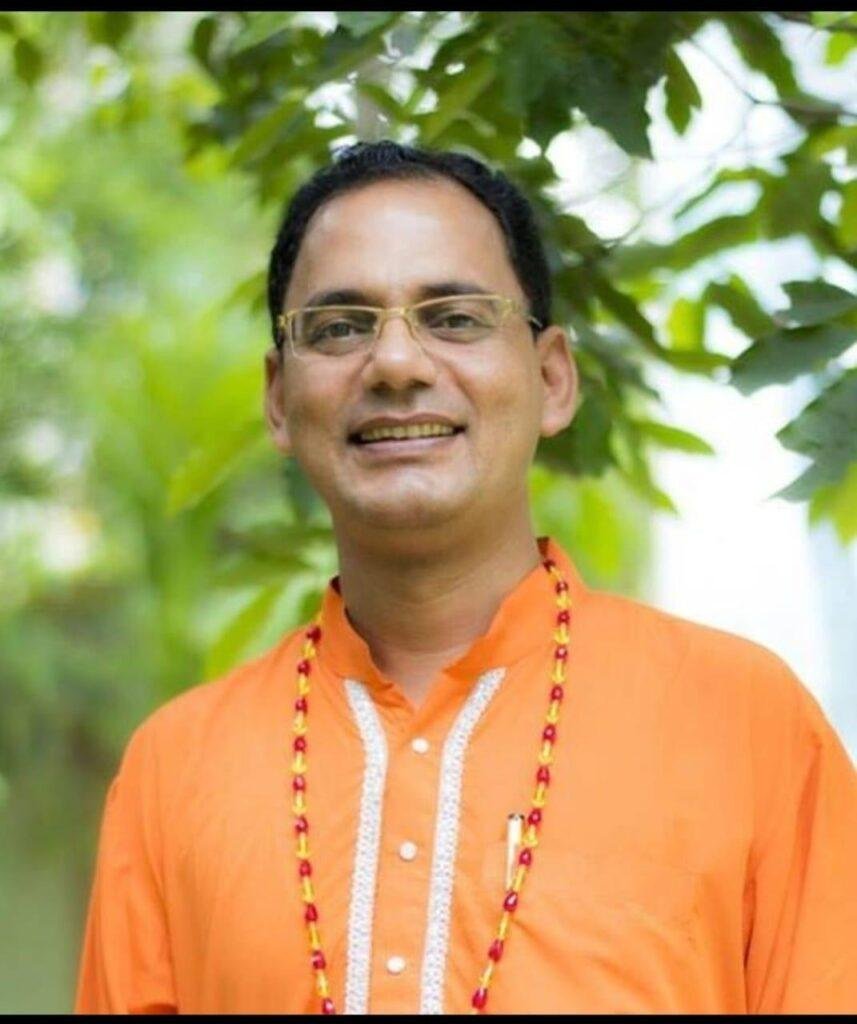 सूर्य छठ पूजा श्रद्धा और भक्ति पूर्वक करने से यश और कीर्ति को देता है : ज्योतिष आचार्य डॉ. सुरेश मिश्रा