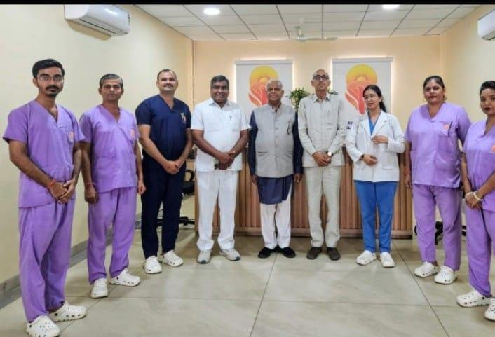 मीडिया काउंसिल ऑफ जर्नलिस्ट्स के राष्ट्रीय अध्यक्ष संजय राठी ने किया ‘सेवा साधना एवं ग्राम विकास केंद्र’ ऋषिकुलम वेलनेस सेंटर का अवलोकन