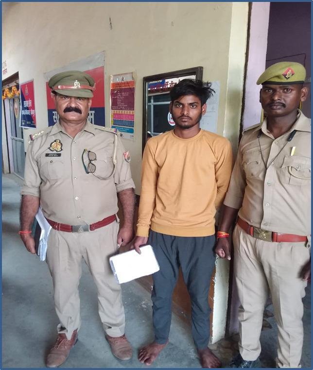 थाना तेजीबाजार पुलिस ने अवैध तमंचा के साथ एक अभियुक्त को किया गिरफ्तार