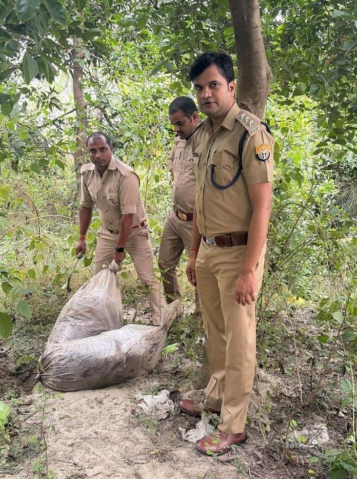 30 लीटर अवैध कच्ची शराब पकड़ी,दो अभियोग पंजीकृत