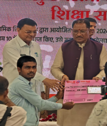 जनकल्याणकारी नीतियों से सशक्त हो रहा श्रमिक परिवार