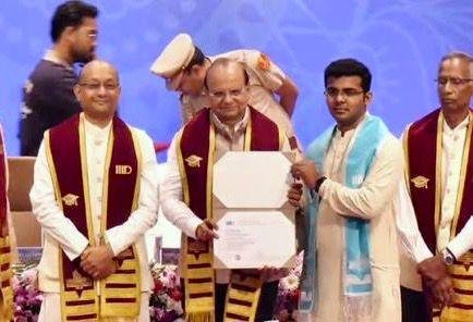 रायबरेली के असीम श्रीवास्तव को दिल्ली के उप राज्यपाल ने किया सम्मानित