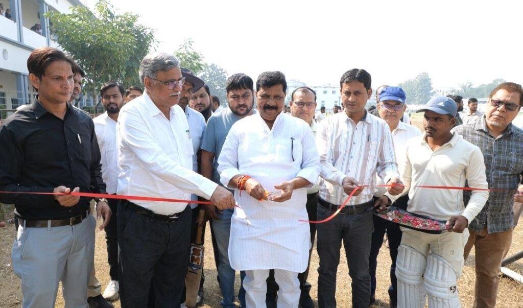 शिब्ली नेशनल कॉलेज में इंटर फैकल्टी क्रिकेट ट्रायल का आयोजन